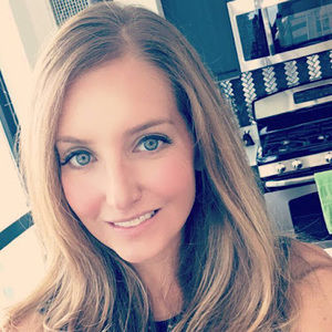 Meet your Posher, Lia